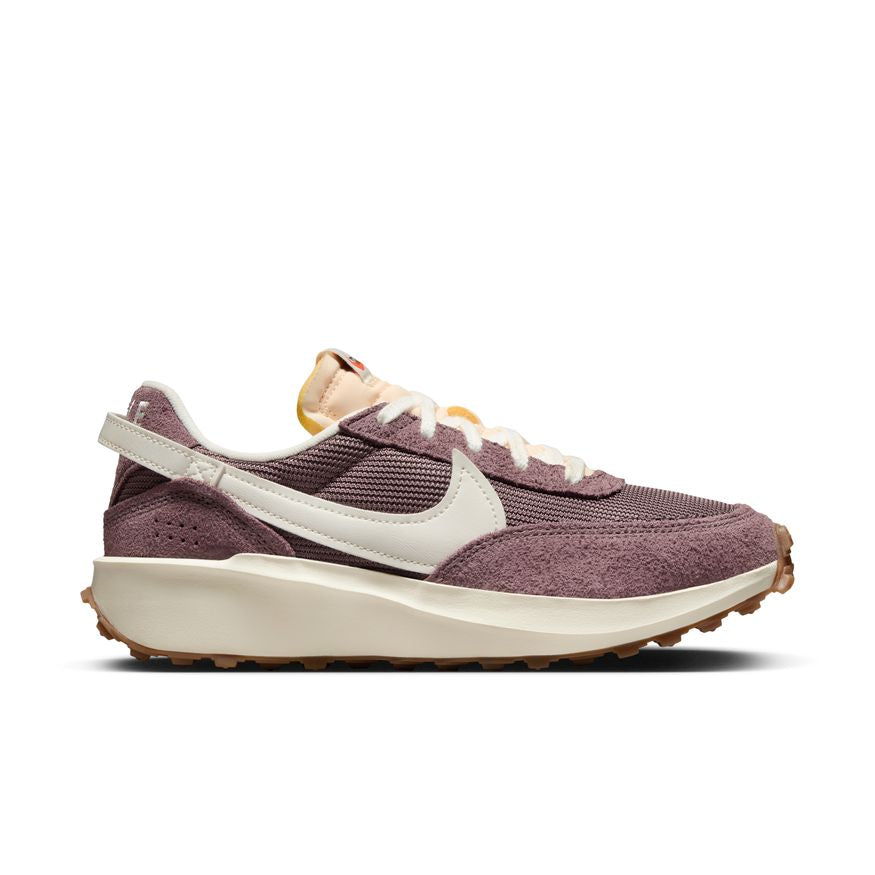 Buy NIKE WMNS NIKE WAFFLE DEBUT VNTG DX2931-200 Canada Online