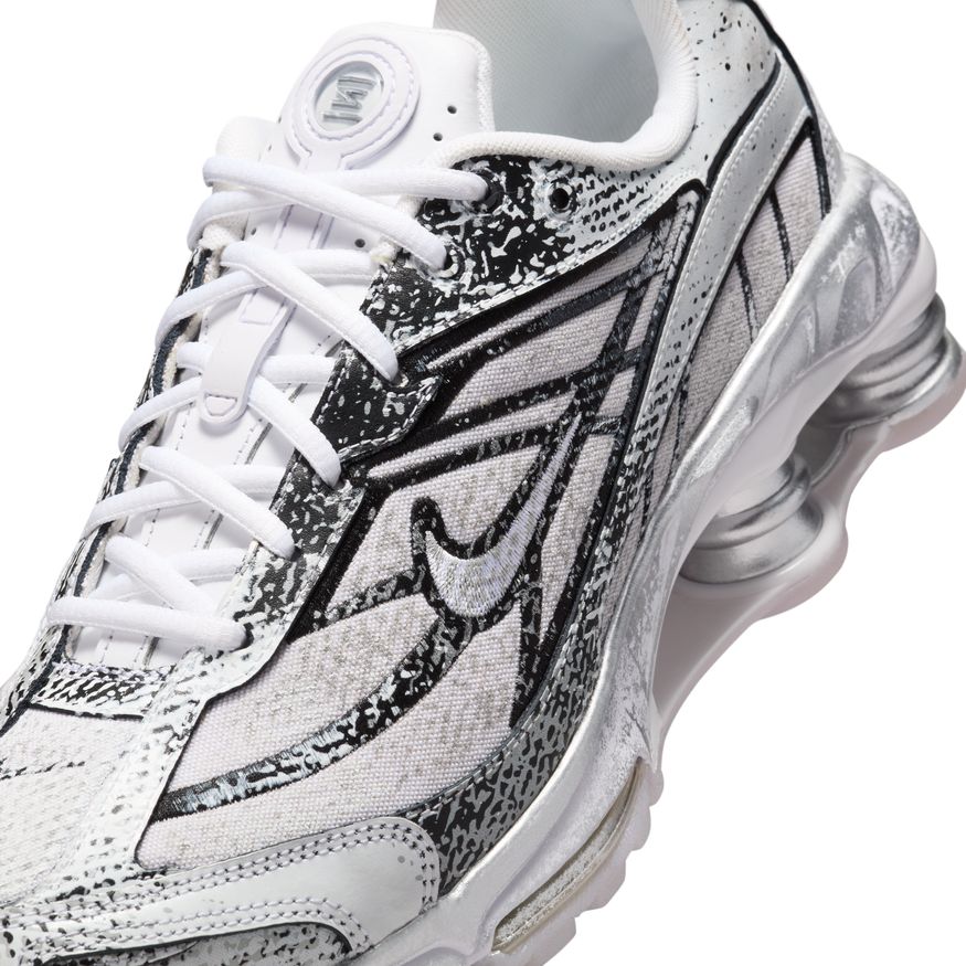 【けんけん 】NIKE SHOX RIDE IB8174-100 ショック M Nike Shox Ride 2 IB8174-100 – BB Branded